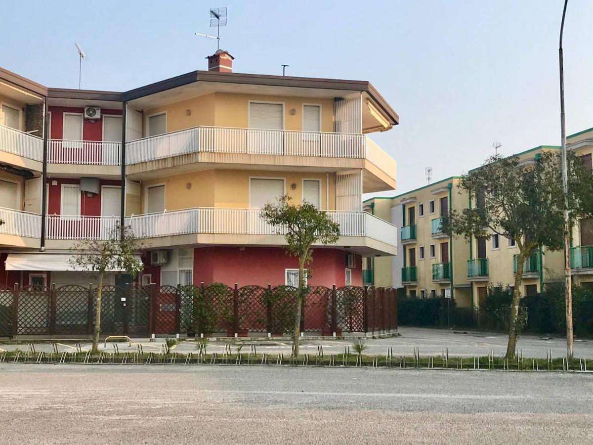 Residence Miriam 2 Bibione Exteriér fotografie